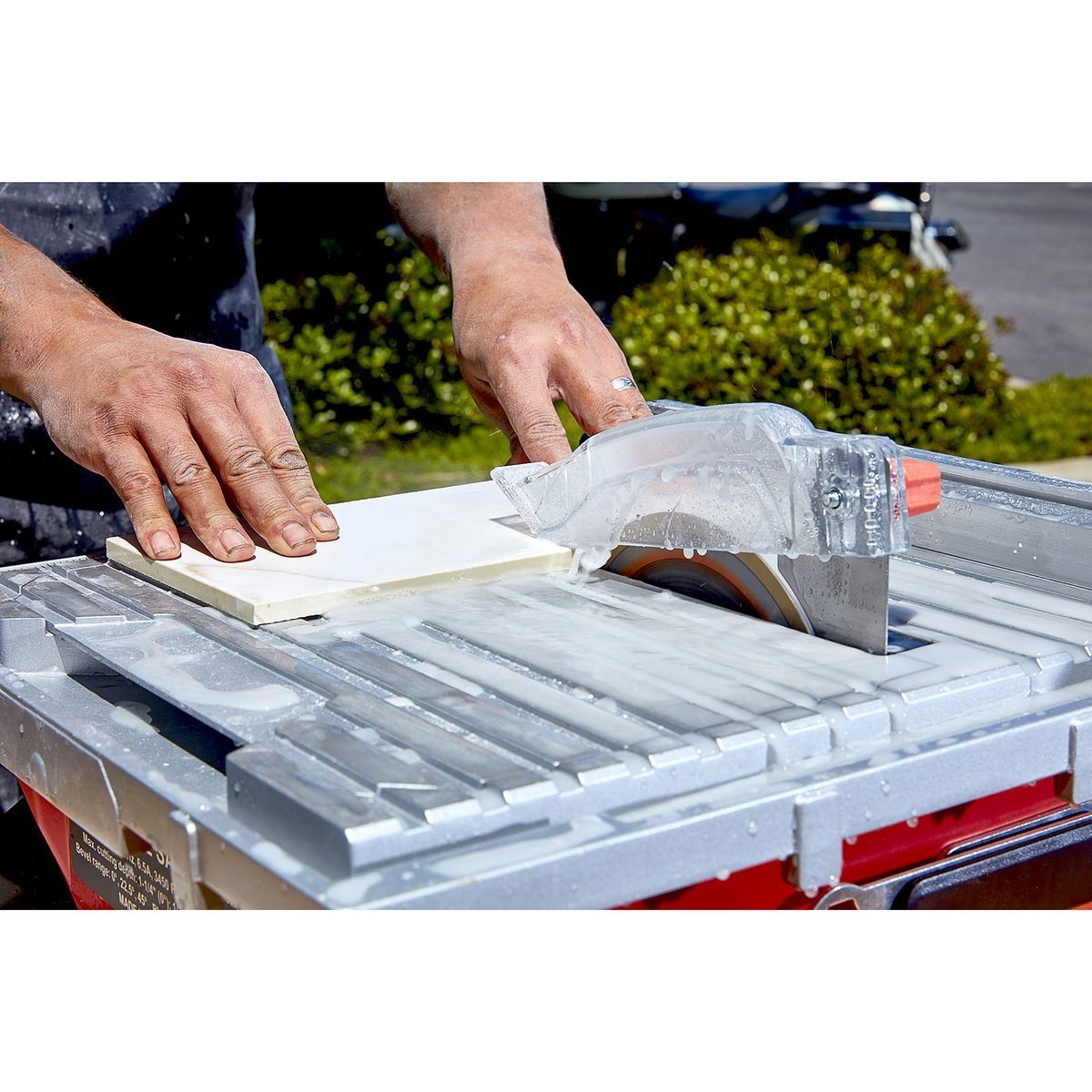 6.5 Amp 7 in. Table Top Wet Tile Saw I988