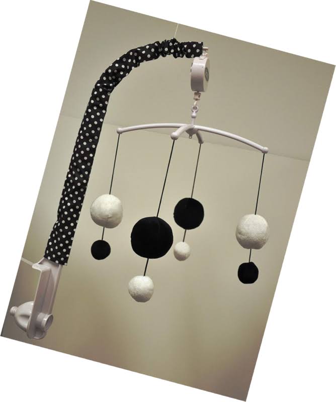 White/Black 10 PC Crib Set S4356
