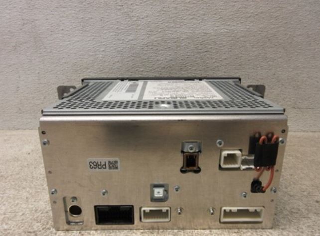 11 2011 Subaru Forester AM FM CD HD Radio Receiver T8123