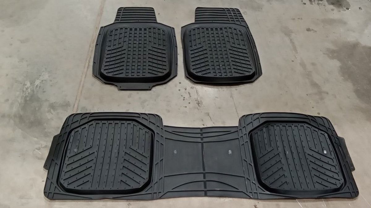 Pre-Owned 2018 Dodge Caravan 3 Front & Rear Rubber Floor Mat Set OEM B265