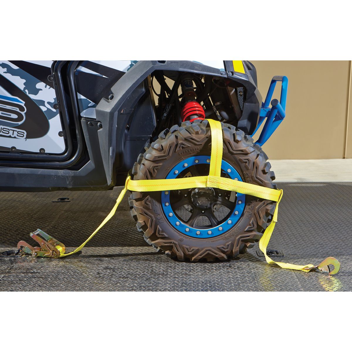 Tie-Down Bonnet A74147