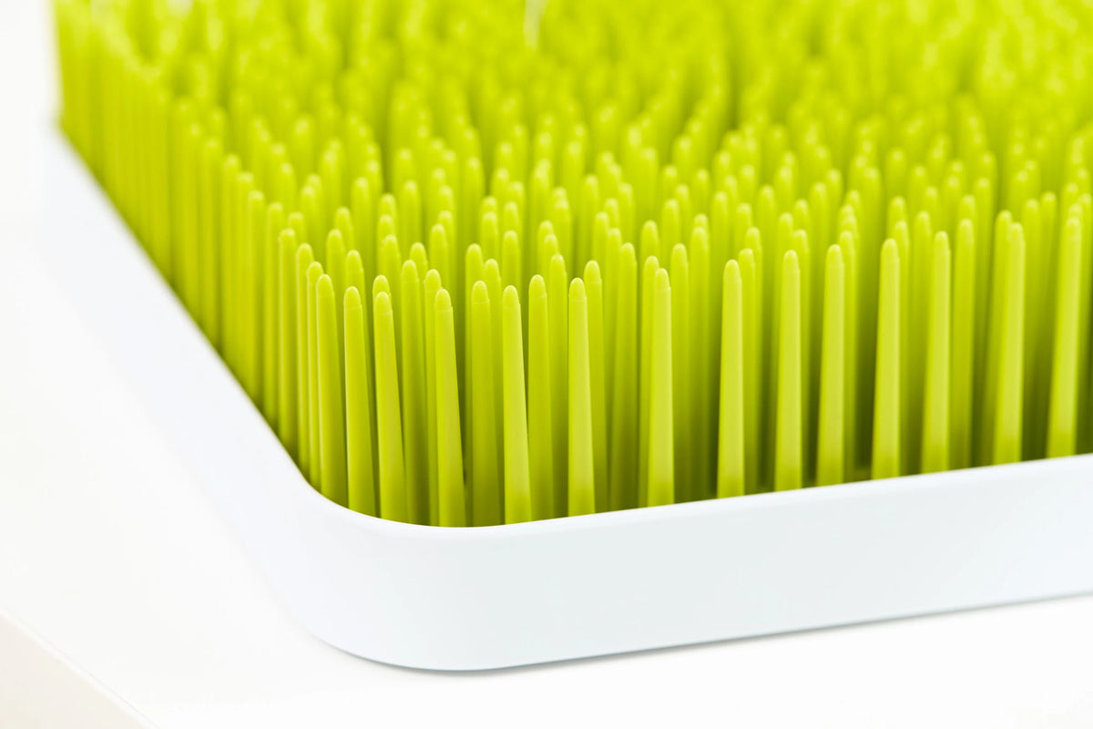 Compact Travel Bottle Drying Rack + 2 Baby Bottle Brushes F976800